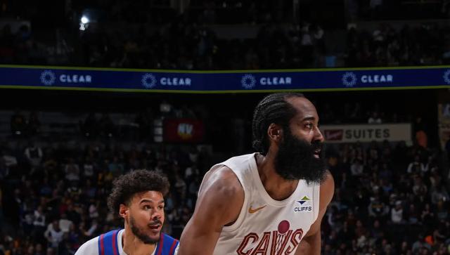 九游正版入口-哈登三分追平+米切尔罚球绝杀！骑士双枪逆转掘金